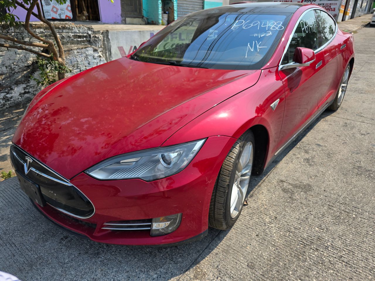 TESLA MODEL S