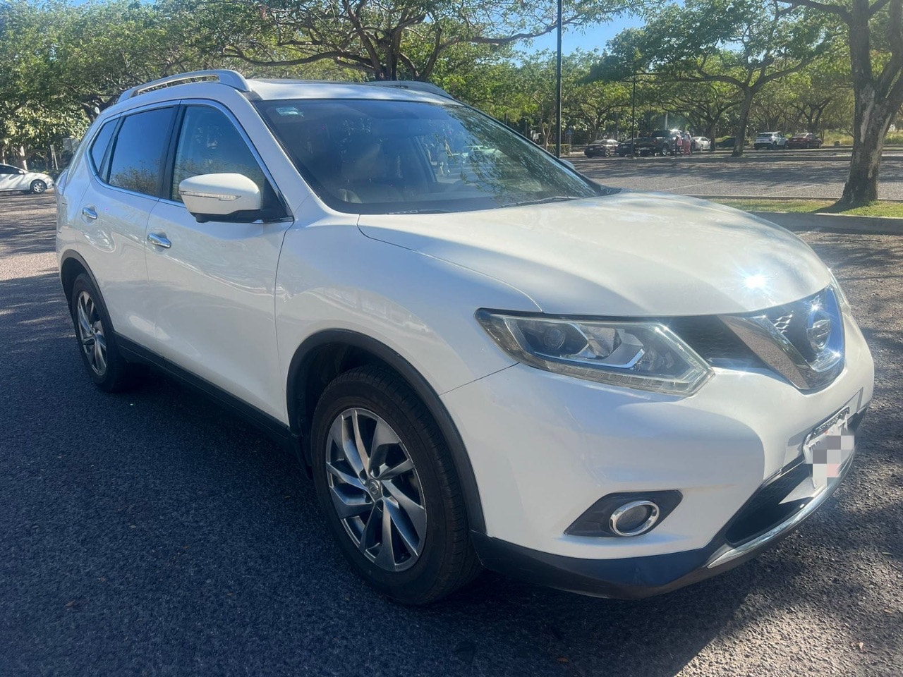 NISSAN X-TRAIL