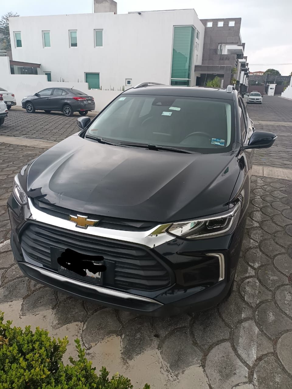 CHEVROLET TRACKER