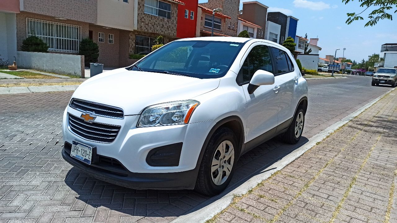 CHEVROLET TRAX