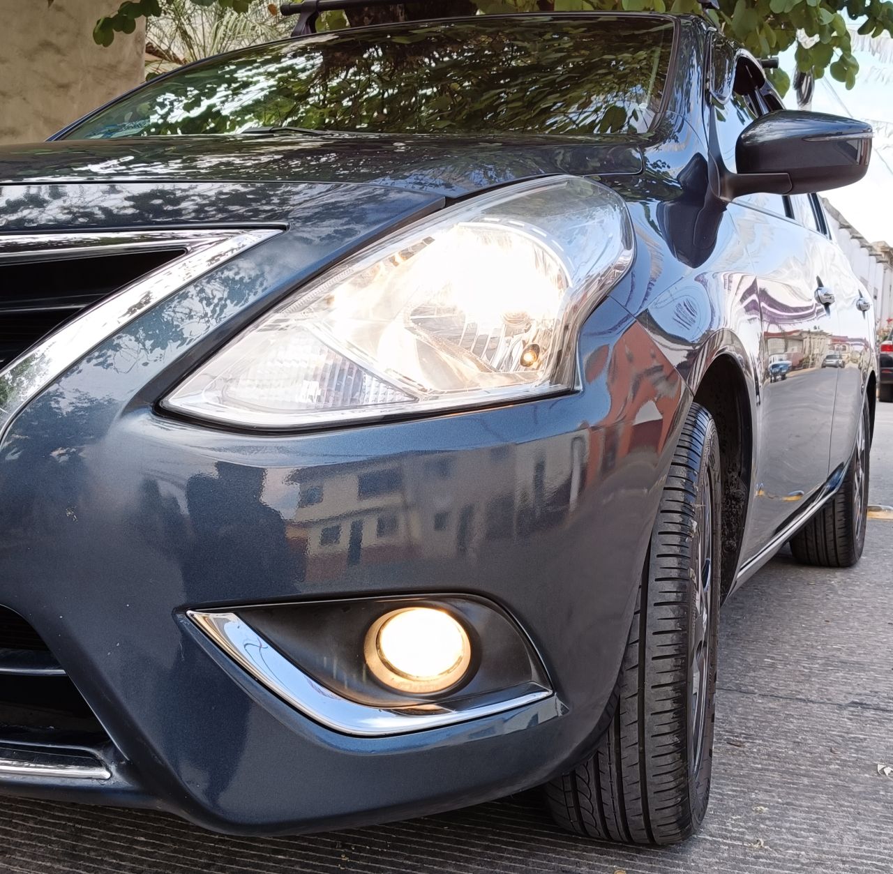NISSAN VERSA