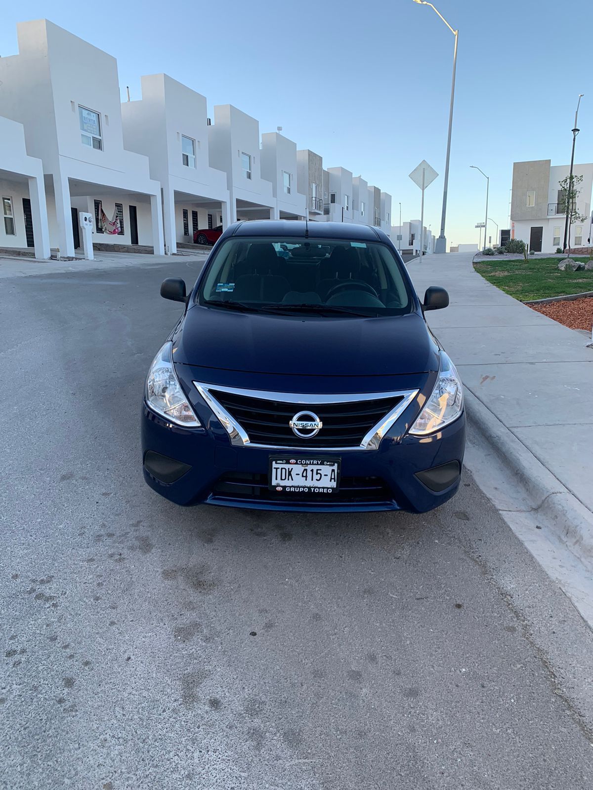 NISSAN V-DRIVE (VERSA DRIVE)