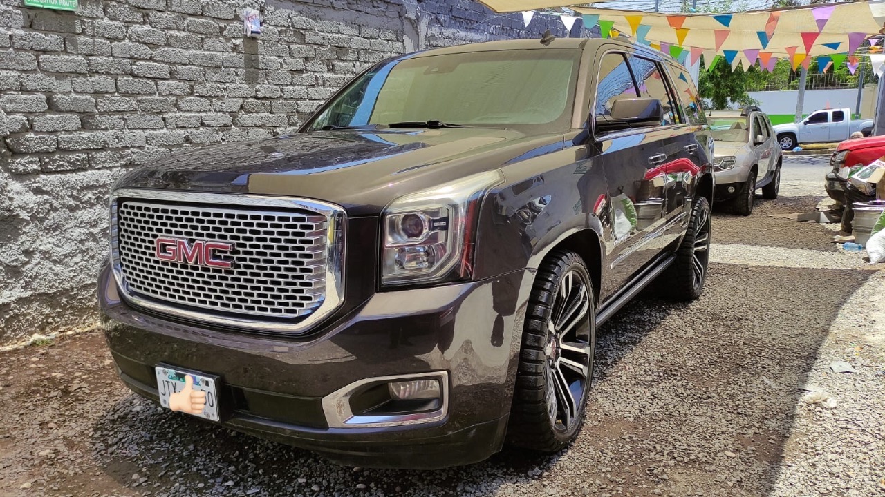 GMC YUKON