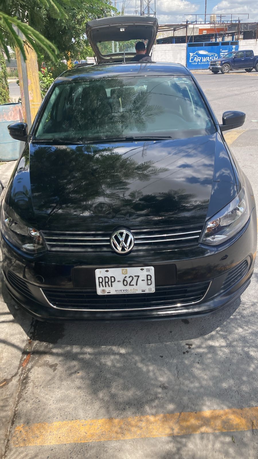 VOLKSWAGEN VENTO
