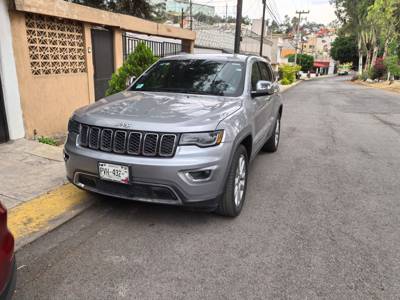 JEEP GRAND-CHEROKEE