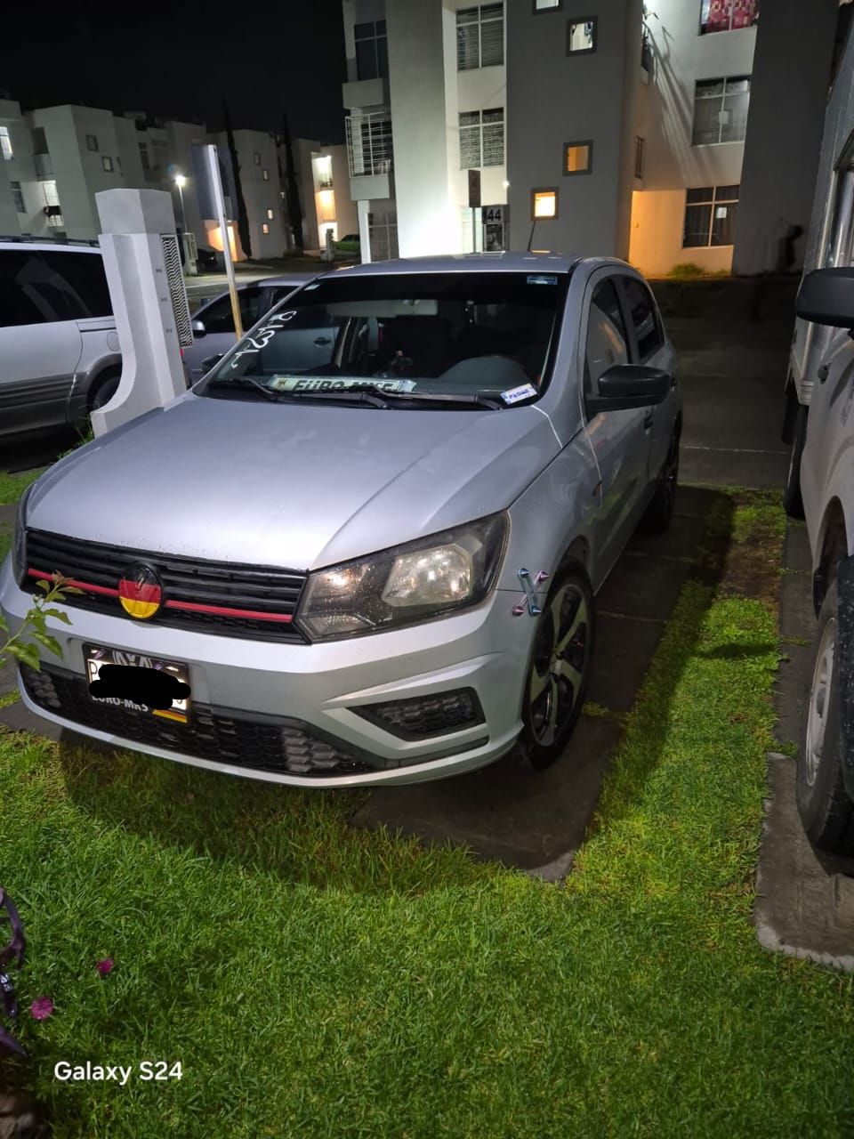 VOLKSWAGEN GOL