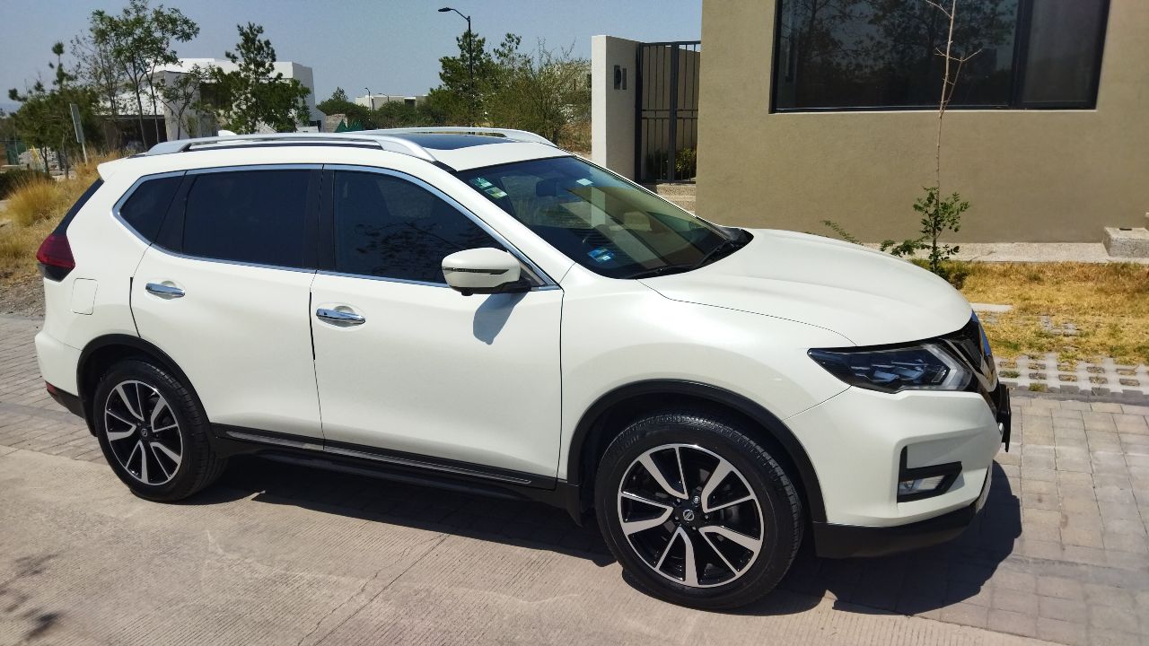 NISSAN X TRAIL