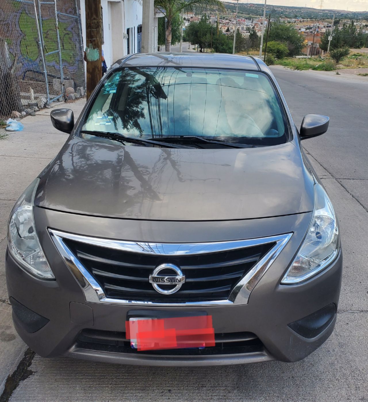 NISSAN VERSA