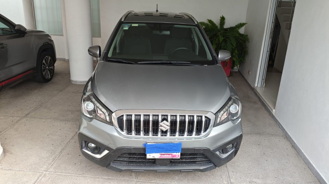 SUZUKI S-CROSS