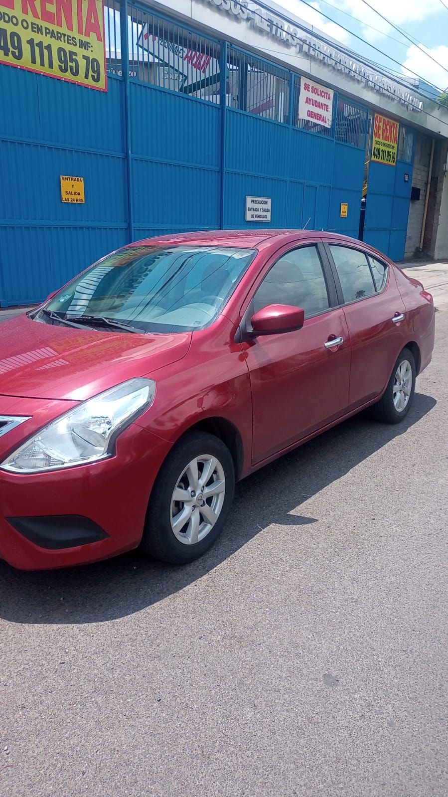 NISSAN VERSA