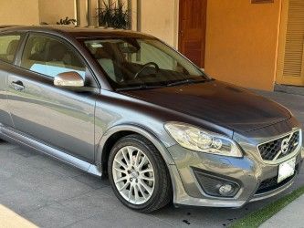 VOLVO c30