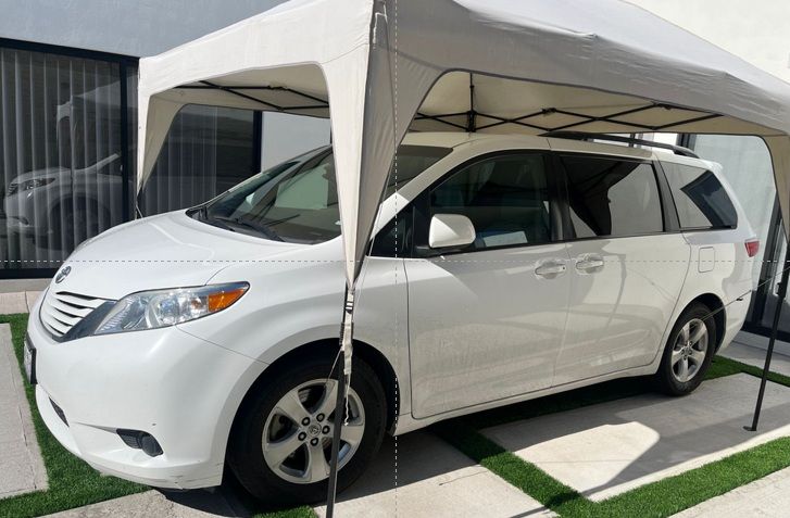 TOYOTA sienna
