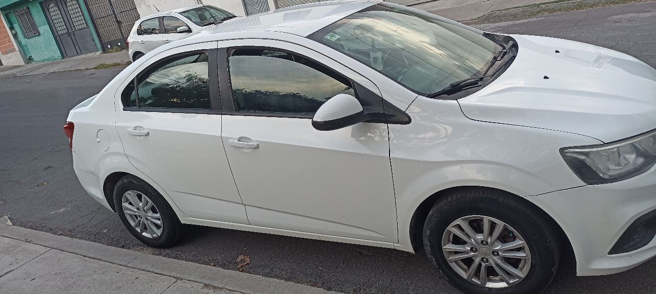 CHEVROLET sonic