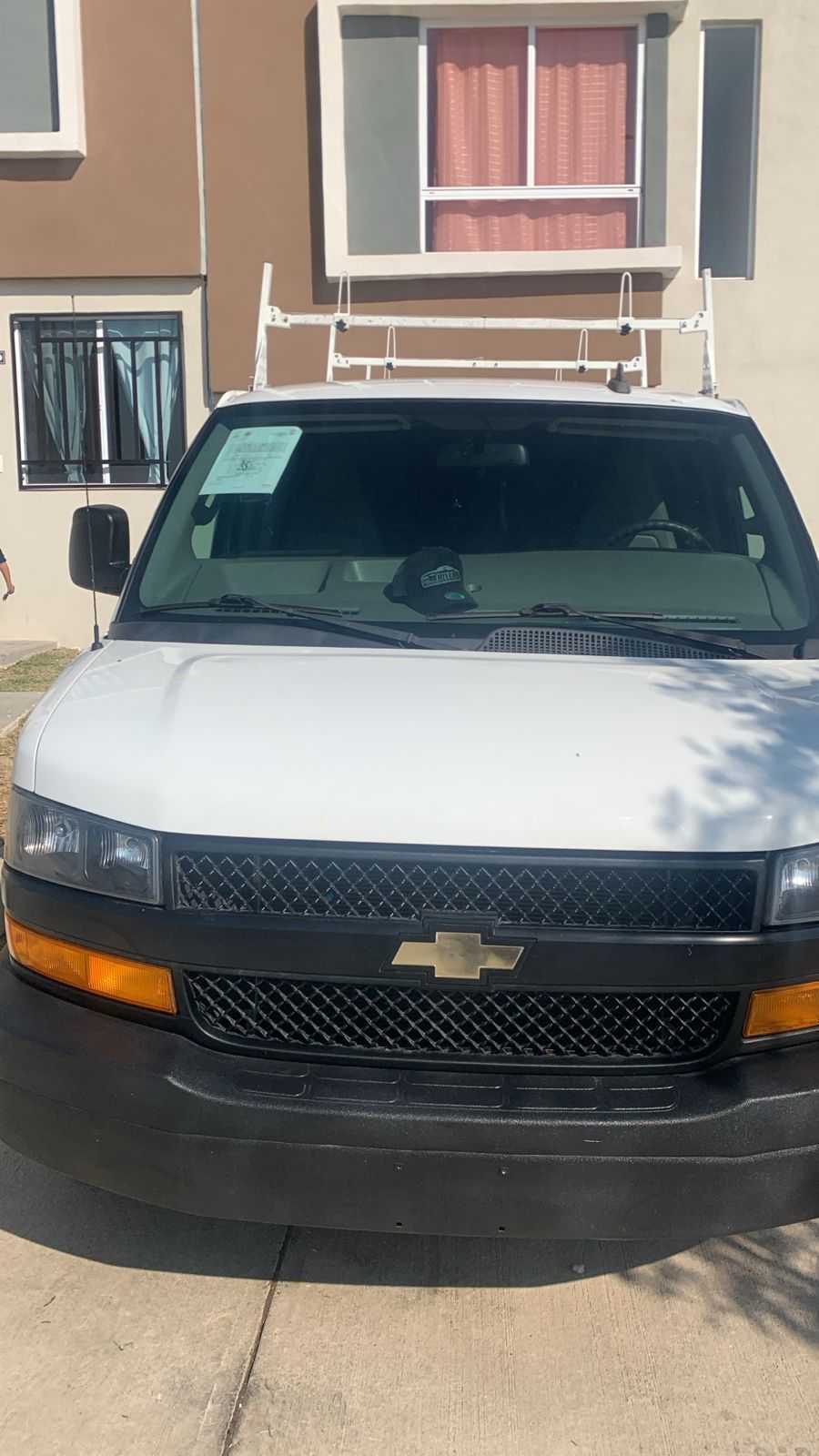 Chevrolet express-cargo-van 2018