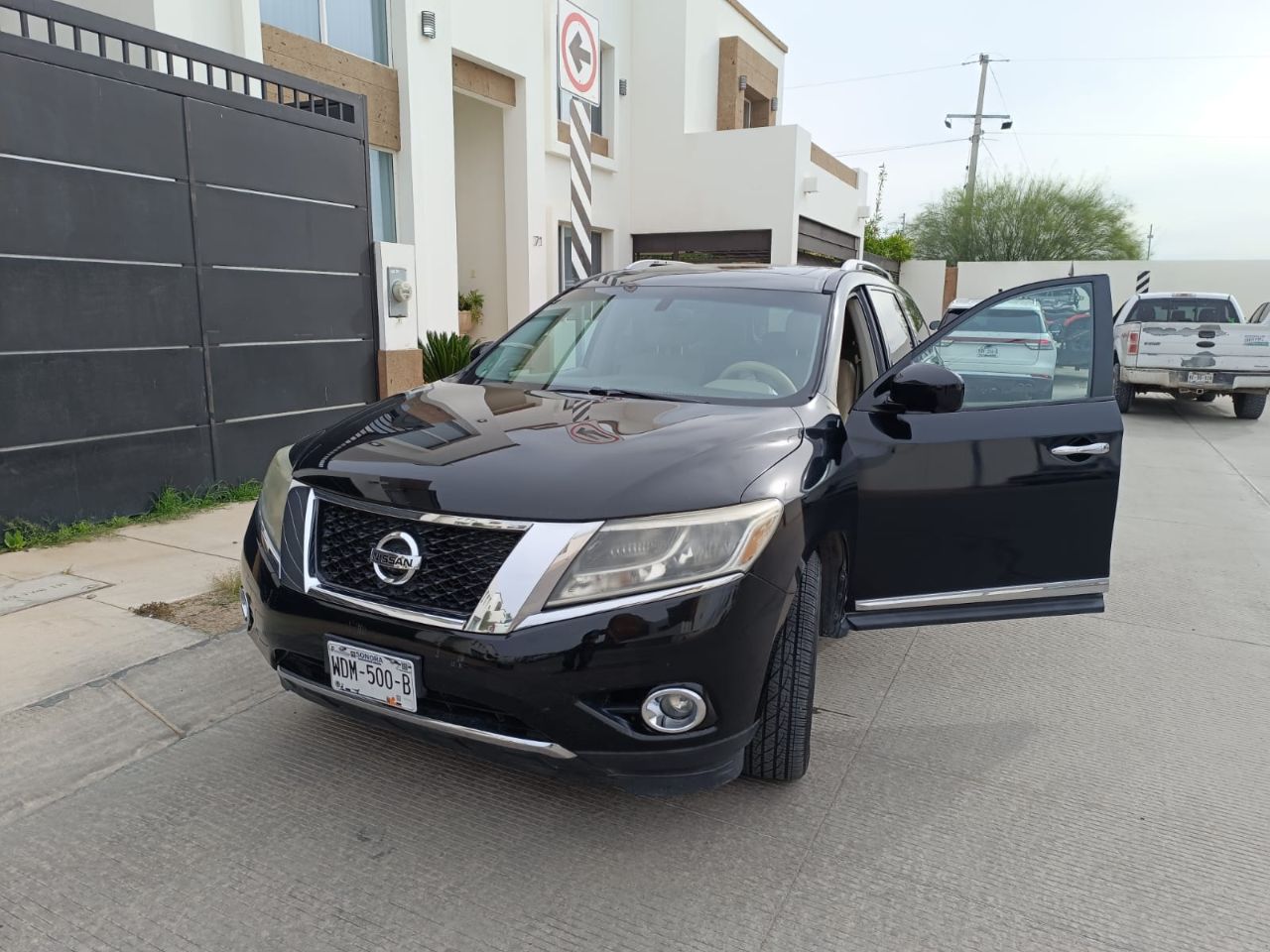 nissan pathfinder