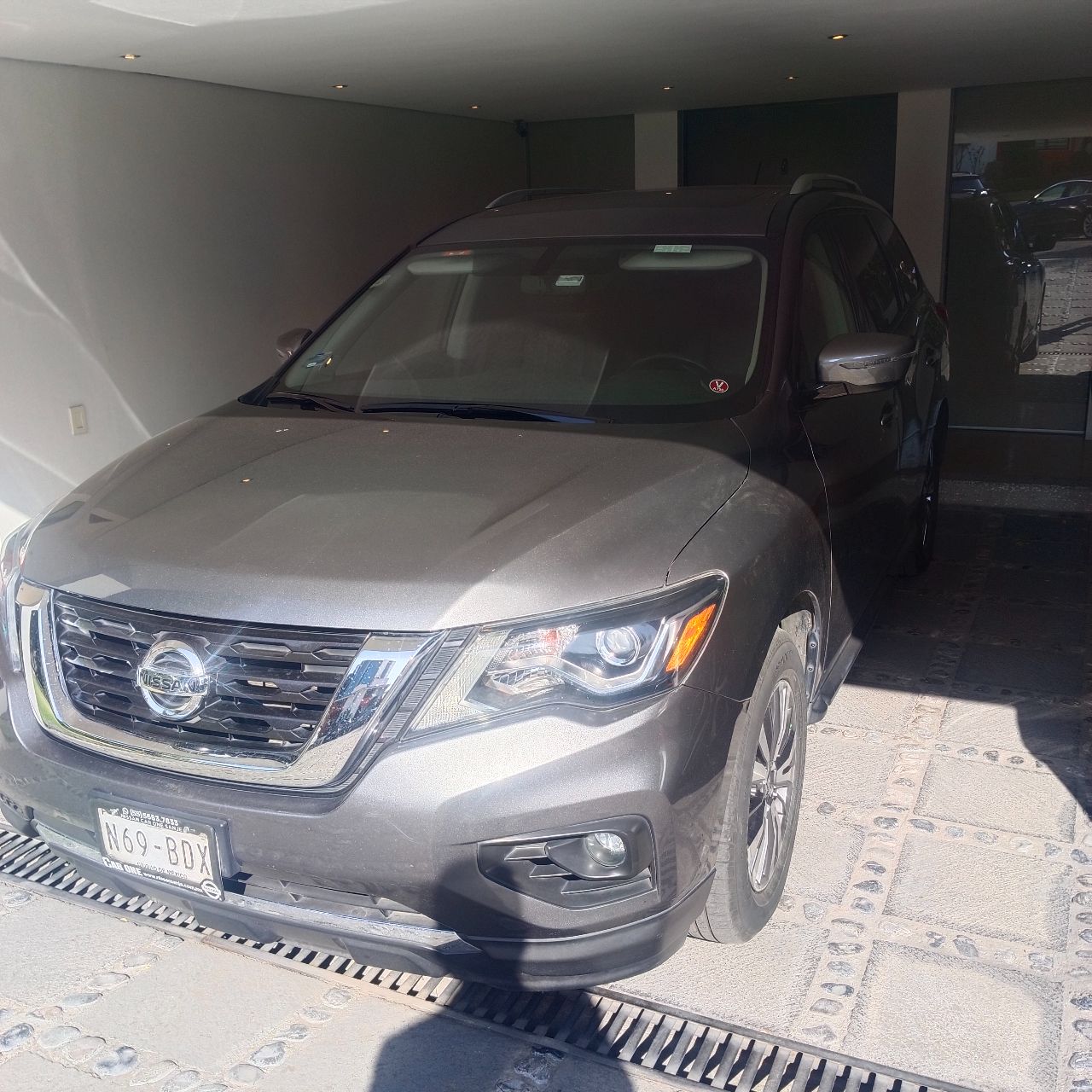 NISSAN PATHFINDER