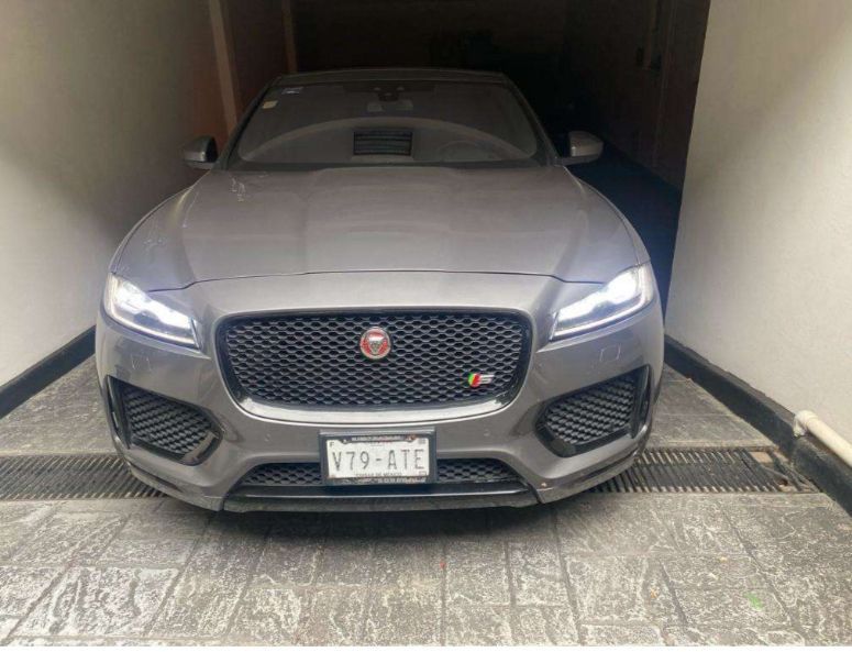 jaguar f-pace