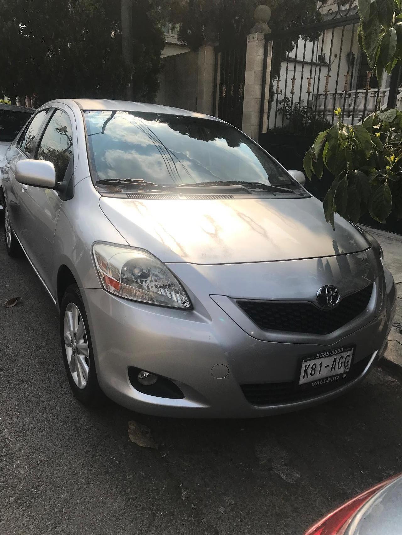 TOYOTA YARIS - YARIS R