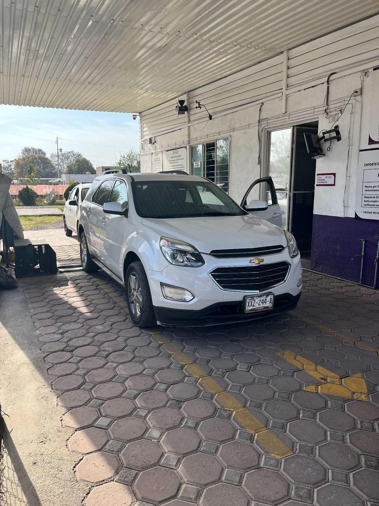 CHEVROLET EQUINOX