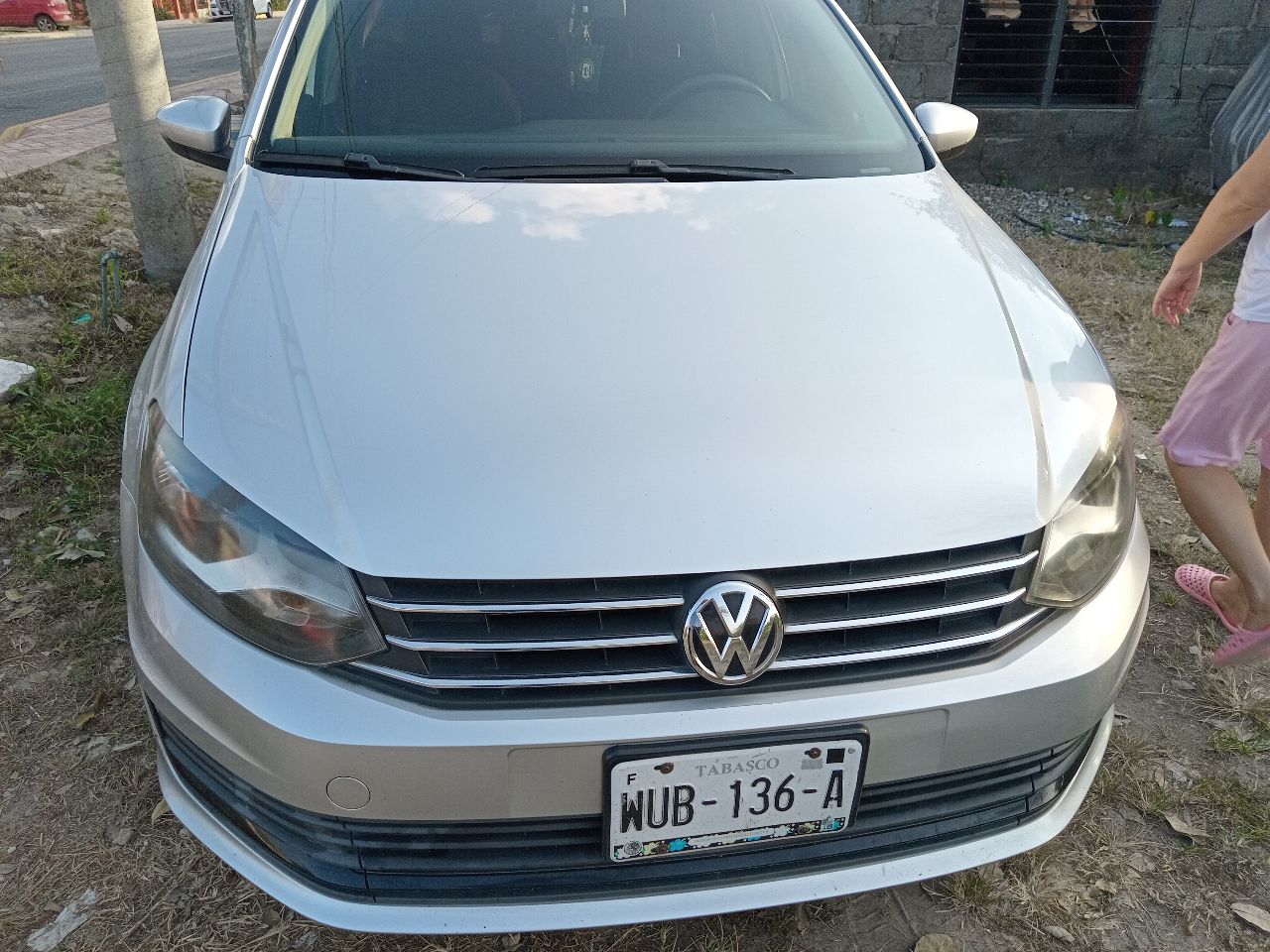 VOLKSWAGEN VENTO