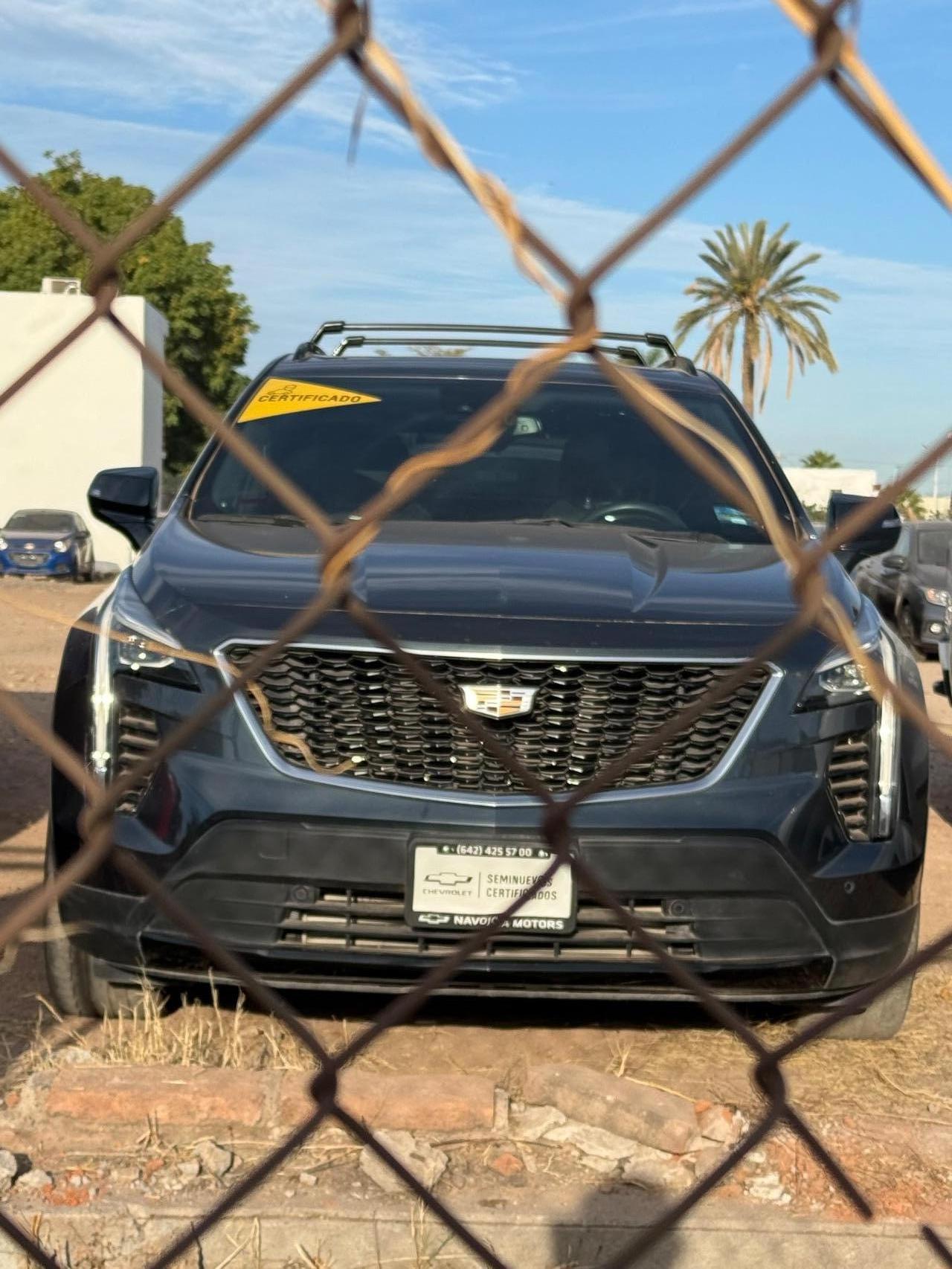 CADILLAC XT4